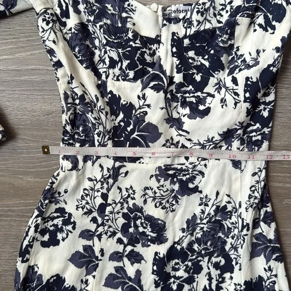 Reformation Mochi Dress - Picture 10 of 12